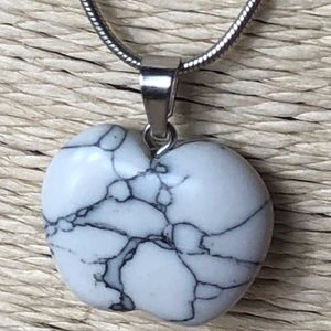 🔥HOT SALE🔥 Howlite Boho Chakra Necklace